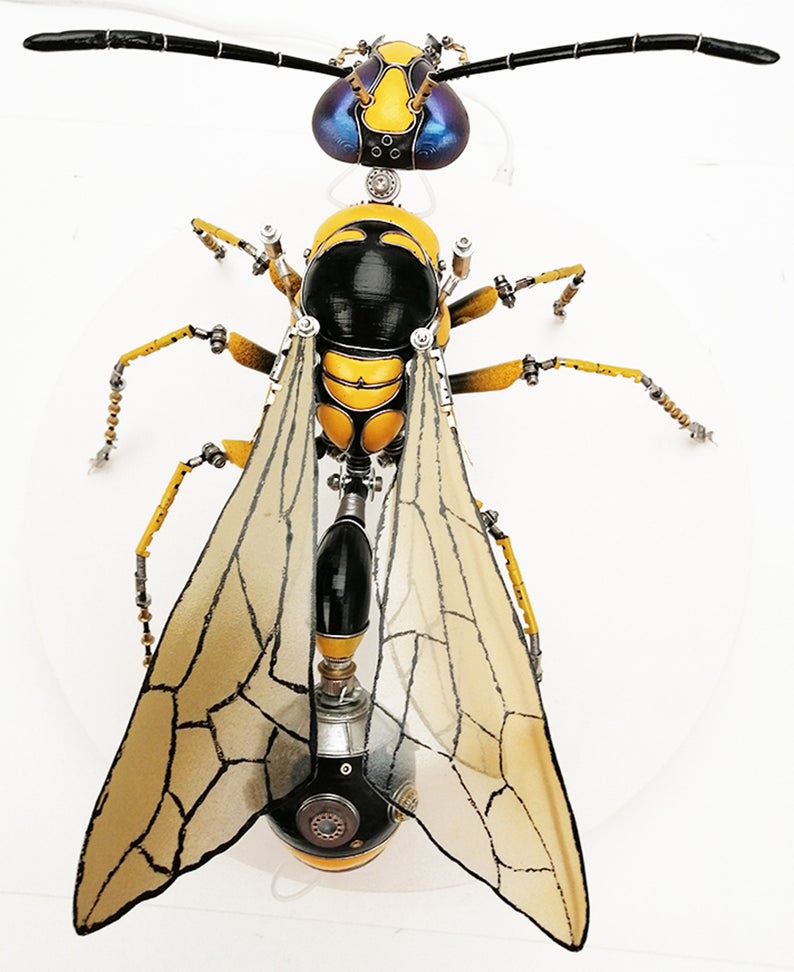 Mechanical Mutant Original Designed Handmade Mecha Hornet Made With Metal and Porcelain Cyberpunk Art Desk Table Decor Ornament Gift for Men