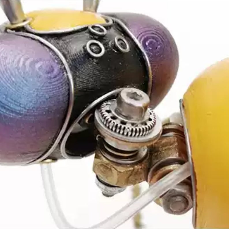 Mechanical Mutant Original Designed Handmade Mecha Hornet Made With Metal and Porcelain Cyberpunk Art Desk Table Decor Ornament Gift for Men