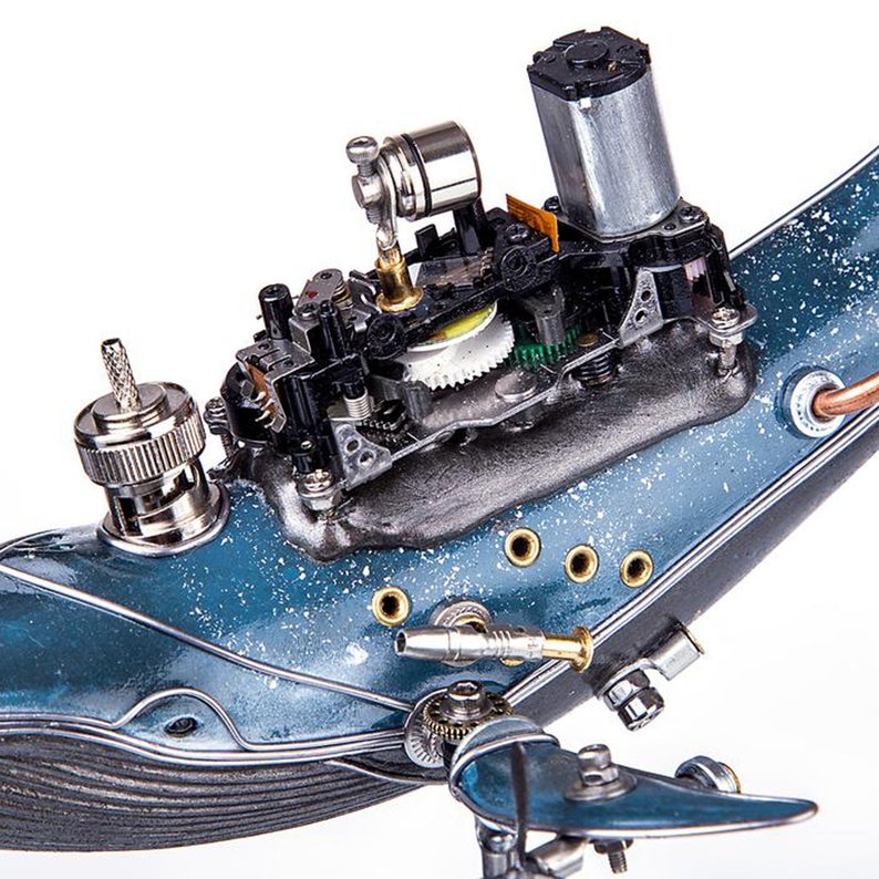 Steampunk Mutant Abandoned Whale Warship Metal Assembled With Light 3D Handmade Crafts Desk Table Wall Decor Ornament Robots Aesthetic Art