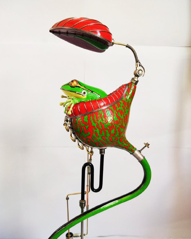 Mechanical Mutant 3D Frog Having A Hot Shower Sculpture Handmade Crafts Sculpture for Table Home Art Decor Steampunk Robots Aesthetic Art
