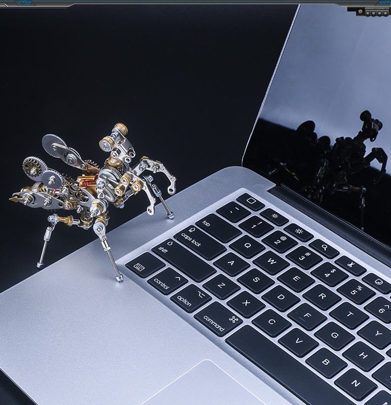 Praying mantis Steampunk| Metal Insect Puzzle Model Kit 3D DIY Mechanical Assembly Jigsaw Crafts decor