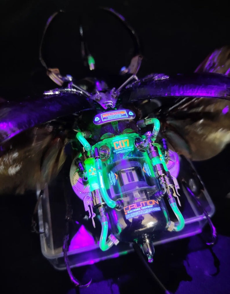 Steampunk Beetle Insect Clockwork Human Body Auto Induction Chalcosoma Atlas Cyberpunk Sculpture Table Desk Decor Ornament Aesthetic Art